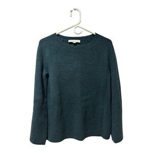 Green‎ loft sweater